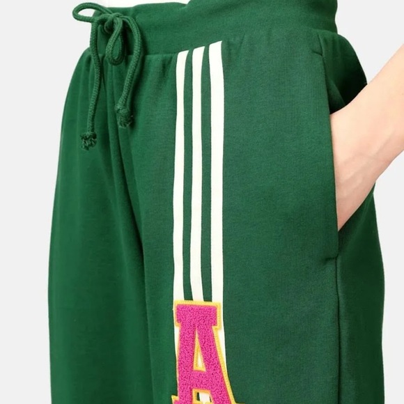 Adidas Originals Varsity Logo Sweatpants - Picture 2 of 10